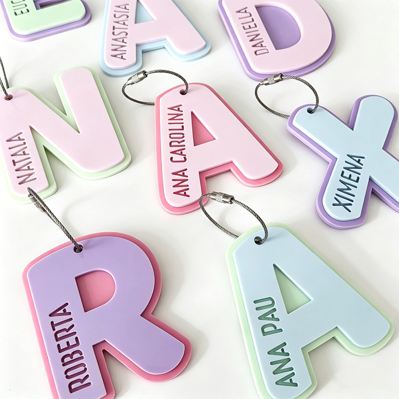Resin Art Alphabet - Portachiavi Personalizzato con Lettera Cava, Iniziale