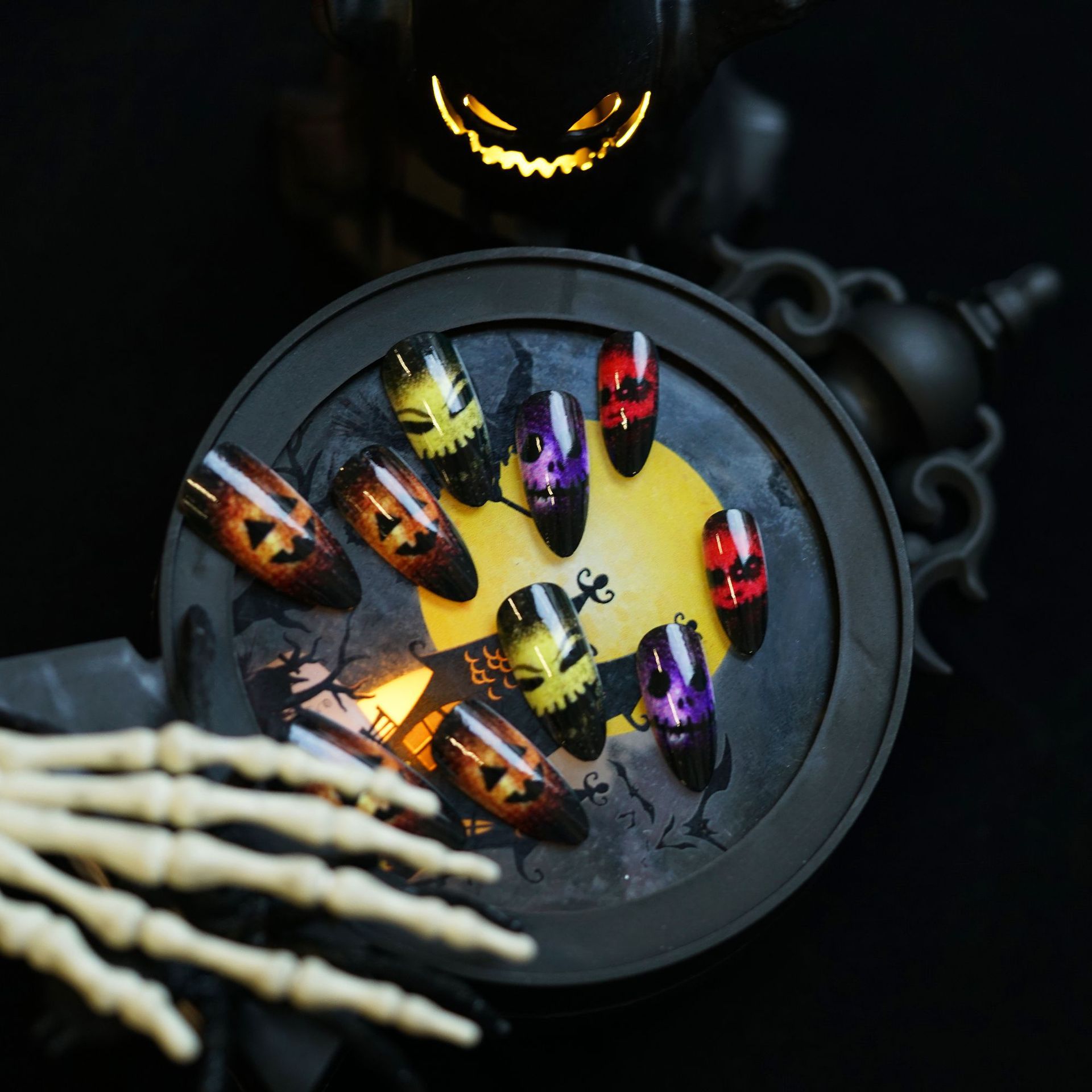 24 pz 2025 Halloween 3D Cat Ey - Resin Art Case recensione e prezzo